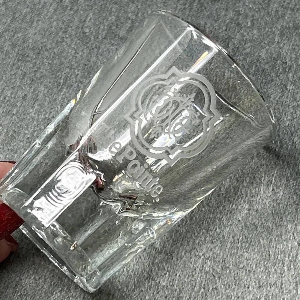 Libbey The Pointe Etched Shot Glass Heavy Base Fluted Bottom Barware 2